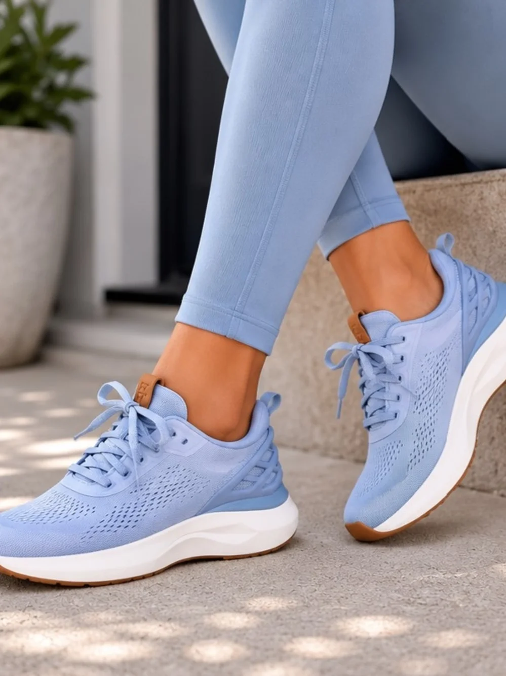 Kizik Women's Athens 2 Sneakers Size 8½ in Soft Chambray colorway
